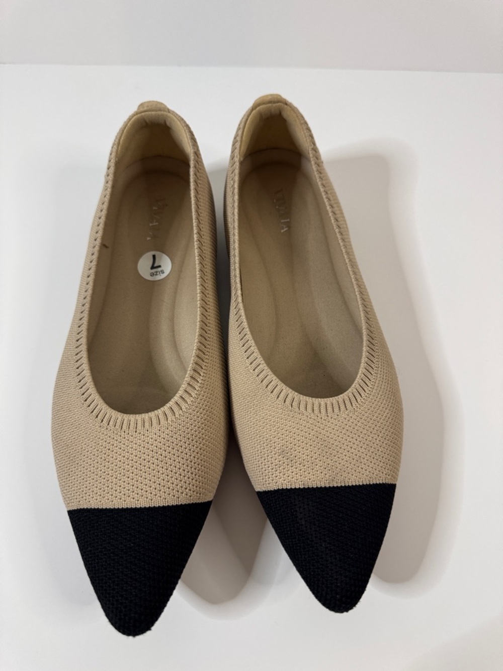 Vivaia Aria Almond and Black Pointed Flat size 37